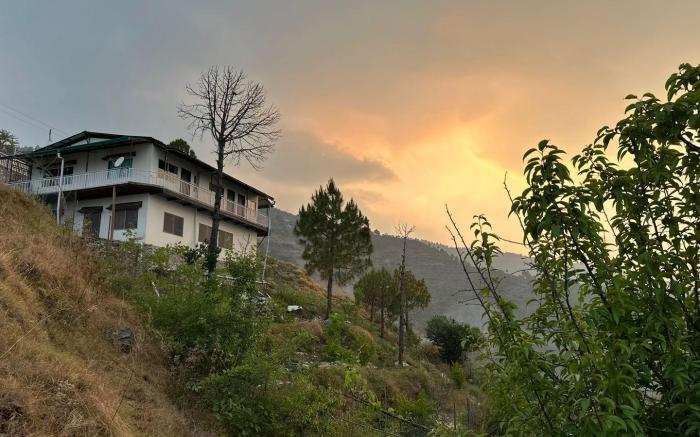 Atulya Neer Cottages