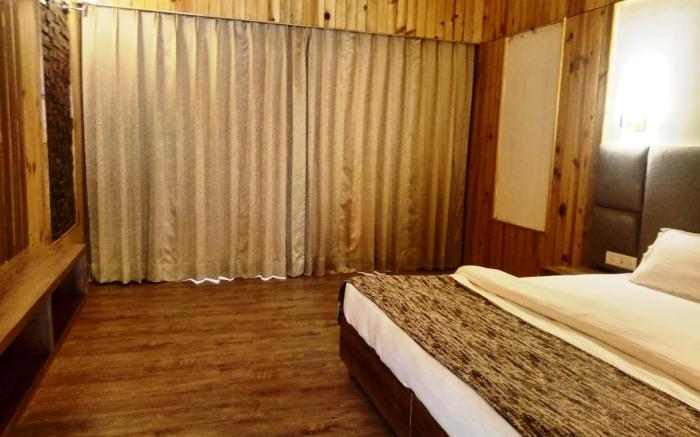 Qcent Woods Spa Resort, Rishikesh