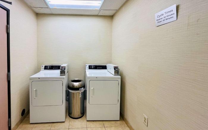 Comfort Inn & Suites Olathe - Kansas City