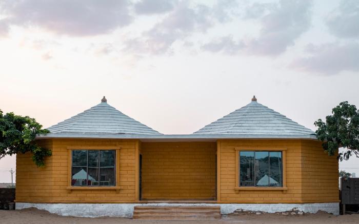 Sunrise Desert Resort  with Swimming Pool