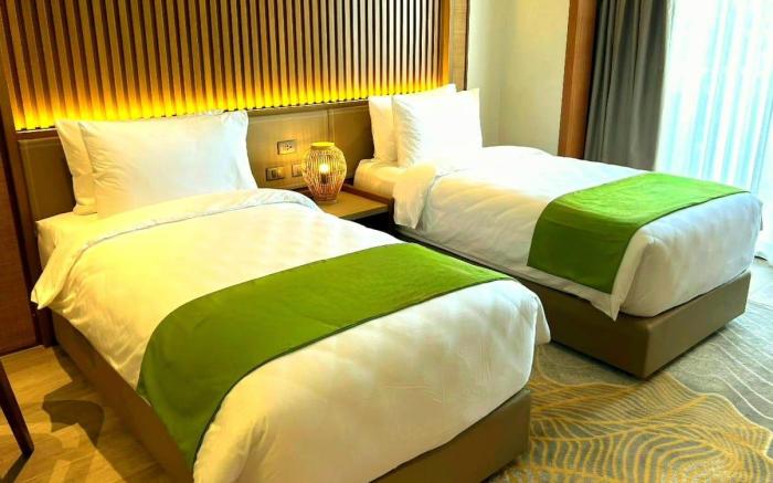 Cebu One Tectona Resort Hotel 