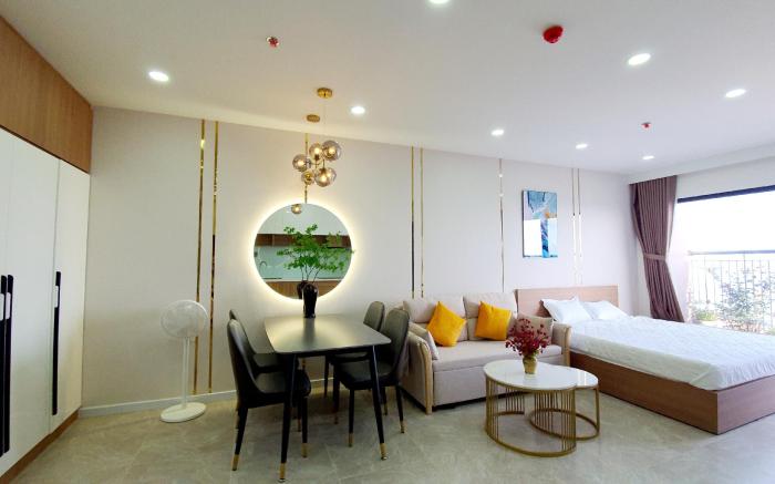 LUCKY CH 1403 THE LIGHT