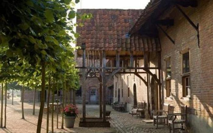 B&B Kasteelhoeve de Kerckhem
