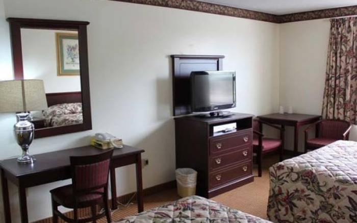 Borden Inn and Suites