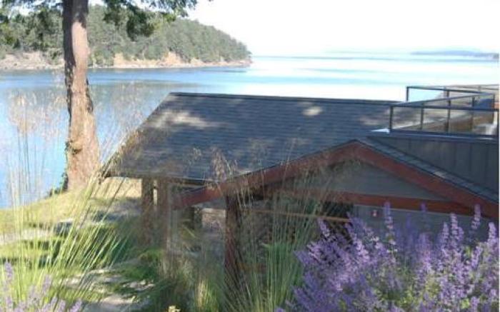 Mayne Island Resort