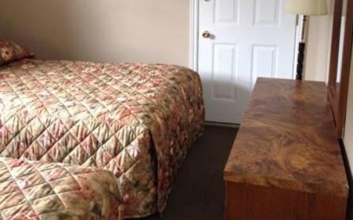 Park Place Motel & Suites