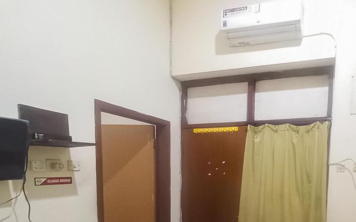 Hotel Malang near Alun Alun Malang RedPartner