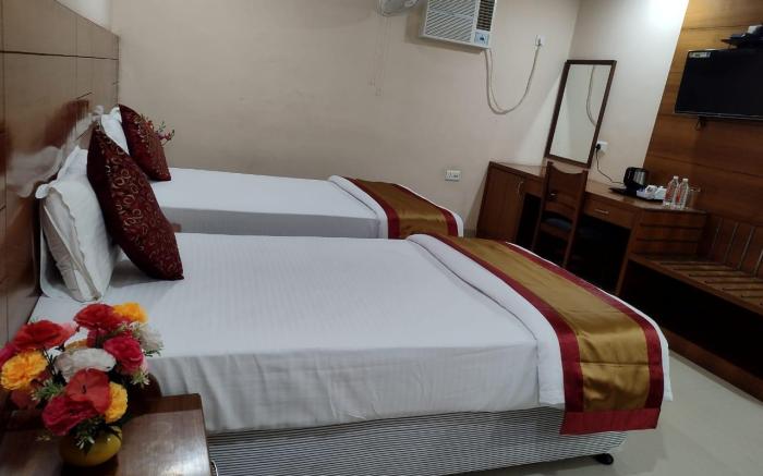 Royal Sujata Inn Hotel - 100 Mtr. from Mahabodhi Temple