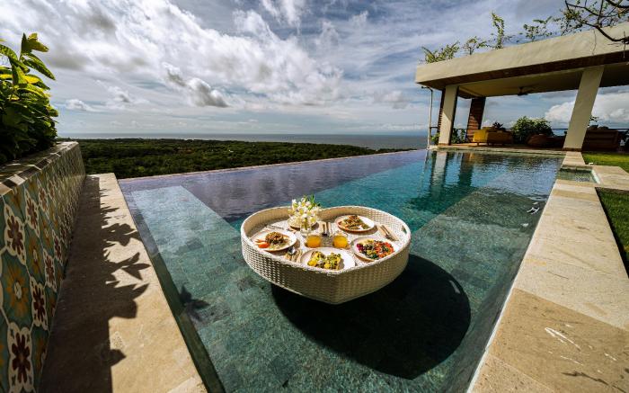 Uluwatu Sunset Hills