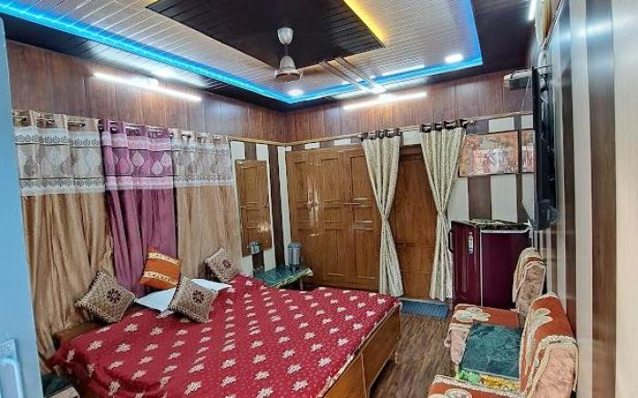 JAGAN HOTEL & RESTAURANT DHOLPUR