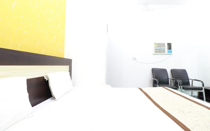 Taj 3 Star Hotel - Near Taj Mahal, Agra