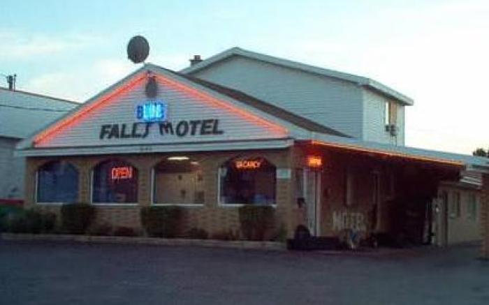 Blue Falls Motel