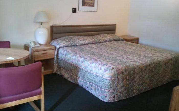 Budget Inn Fairport