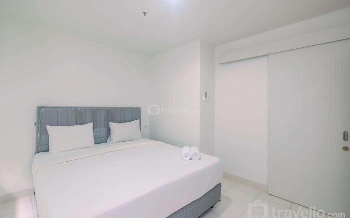Cozy Living 2BR Sentul City By Travelio