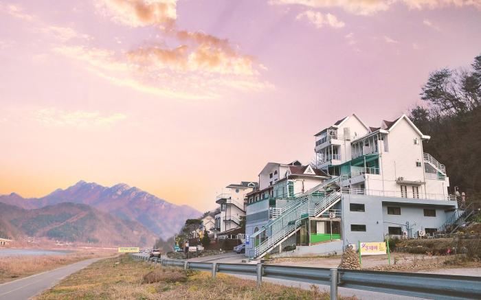 Chuncheon Allday Pension