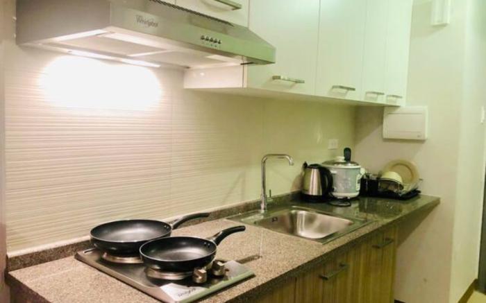 Fully Furnished condominium in Cubao