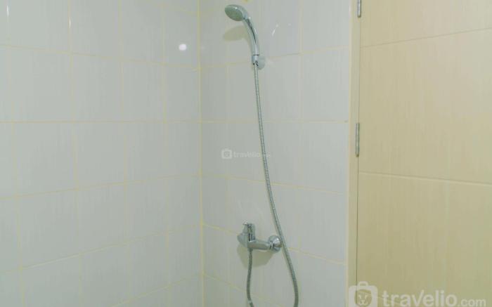 Comfortable Studio at Amethyst Apt By Travelio