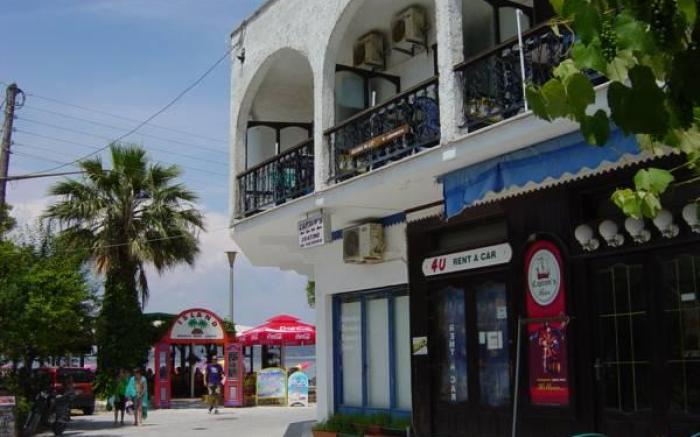 Captain's Beach Apartments