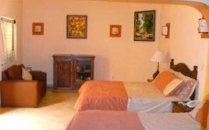 Hotel Casa del Virrey & Suites