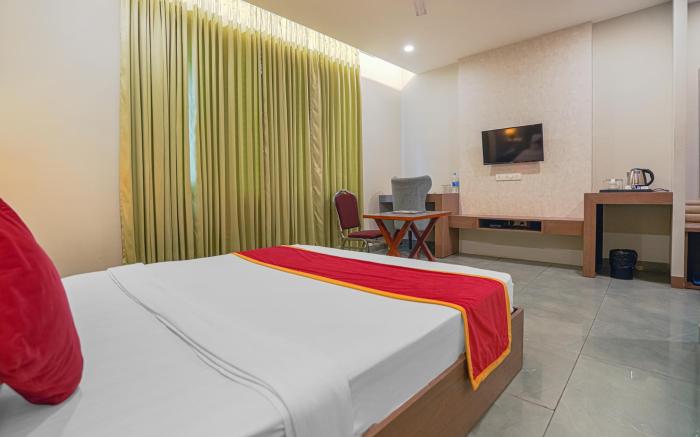 Hotel Highway Greens Near VR Punjab Mall Airport Road Mohali Chandigarh