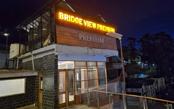Bridge View Premium - Best Hotel near Ridge Shimla