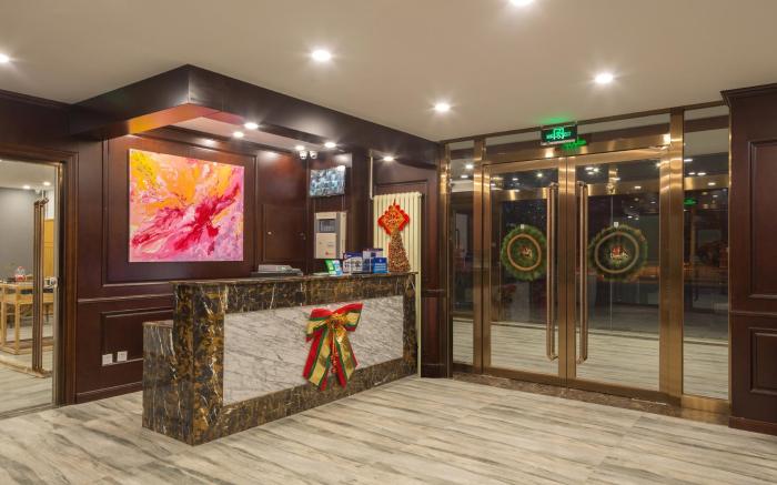Hill Lily Hotel