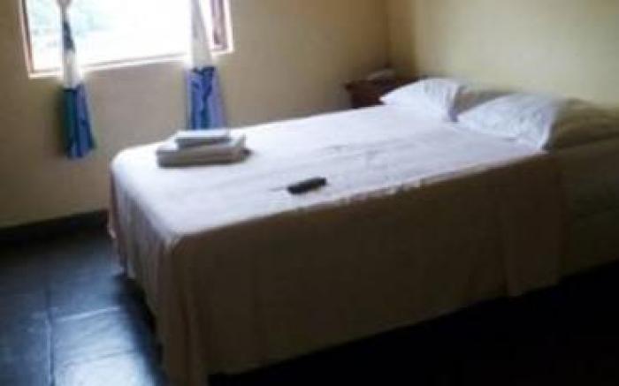 Colonial Hotel