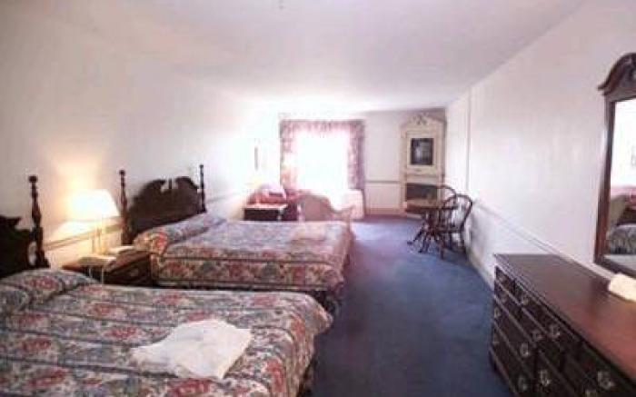 The Loyalist Country Inn & Conference Centre