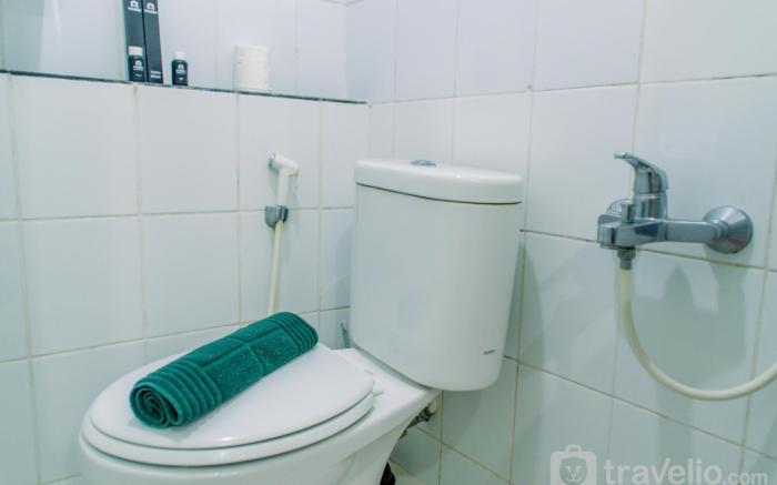 Comfort Simply 2BR Green Pramuka City By Travelio