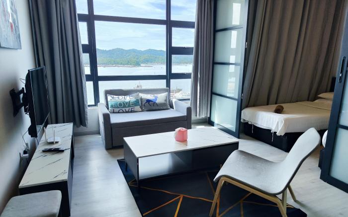 SelesaHome | 2 BR | J15 | Sea View| Jesselton Quay