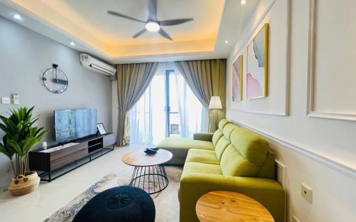R&F Sea View 2BR of Dual Key by Anju