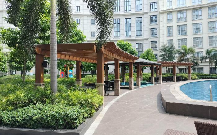 EightyOne Newport Blvd. C3-9A Condominium near T3