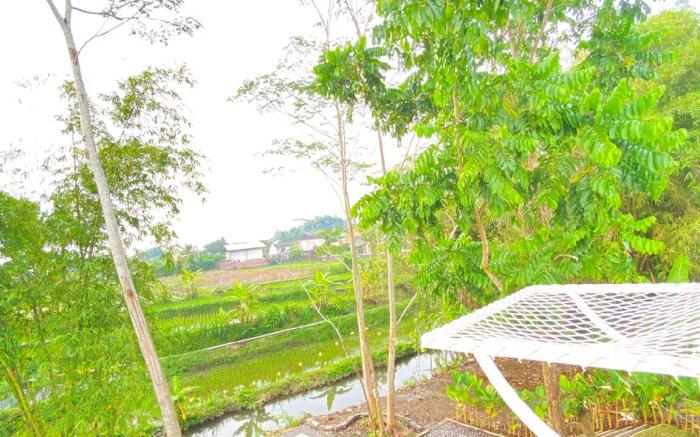 Karabineri Jogja Romantic Private Pool Room 