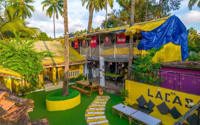 Whoopers Hostel Goa