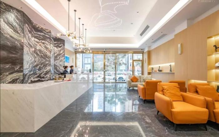 Rezen Select Hotel Guanghan High-Speed Railway Station