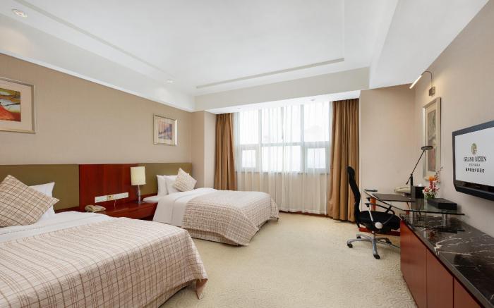 Grand Rezen Hotel Merryland Changshu