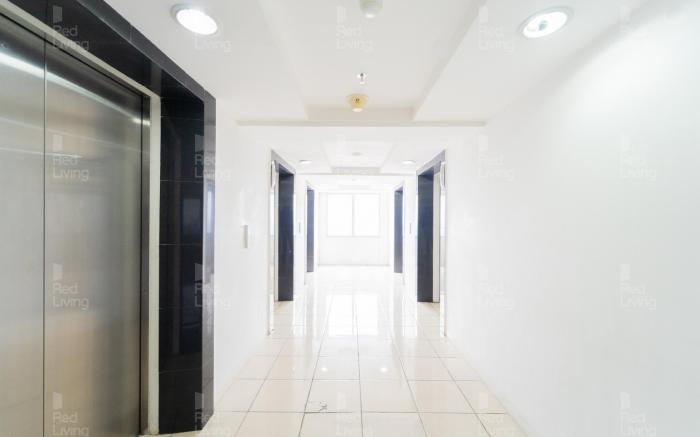 RedLiving Apartemen Bassura City - Gracefull Rooms