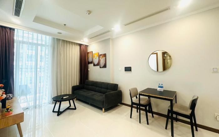 Apartment 1 bedroom at Landmark - VINHOMES