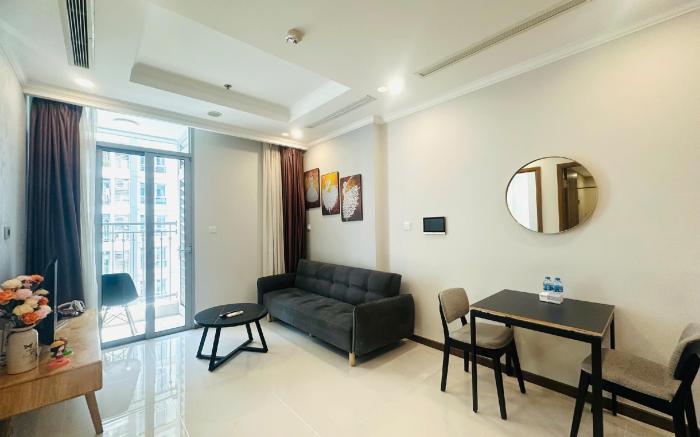 Apartment 1 bedroom at Landmark - VINHOMES