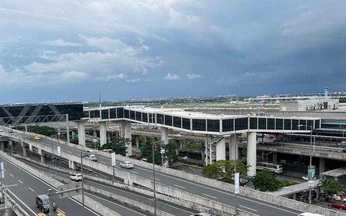 Studio Condotel Across Naia T3 with WIFI