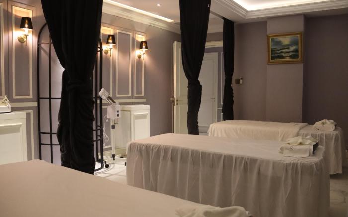 Grand Eska Hotel & Suites Batam 