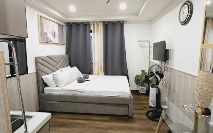 Pines Stay 7F 11 Condotel Near SM&Burnham Mega4