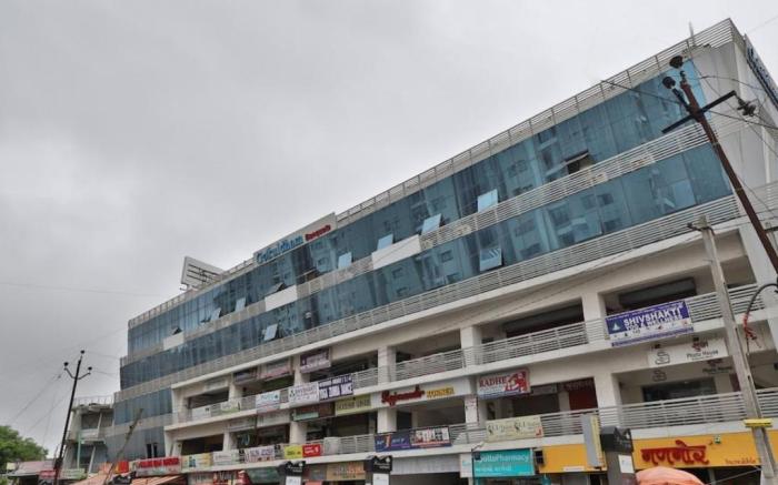 Hotel Gokuldham & Banquet