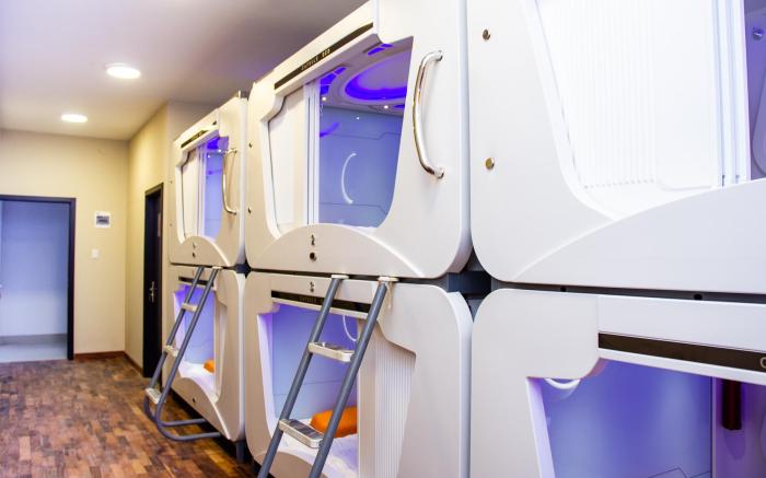 CAPSULE HOSTEL