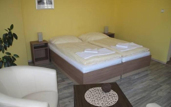 Penzion - Restaurace Na Myte