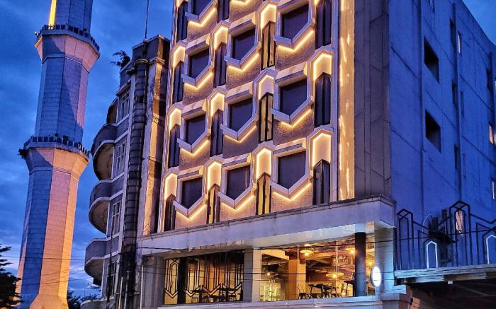 Hotel 88 Alun Alun Bandung by WH