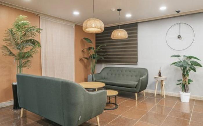 The Oakra Hotel