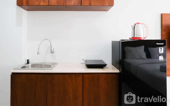 Comfy Studio at Tamansari Prospero By Travelio