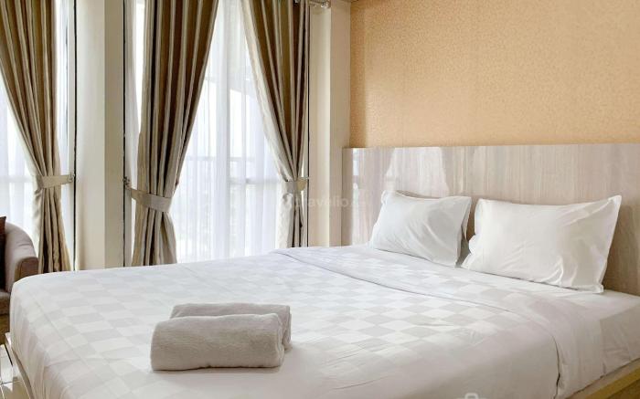 Modern Look and Comfy Studio Tifolia By Travelio