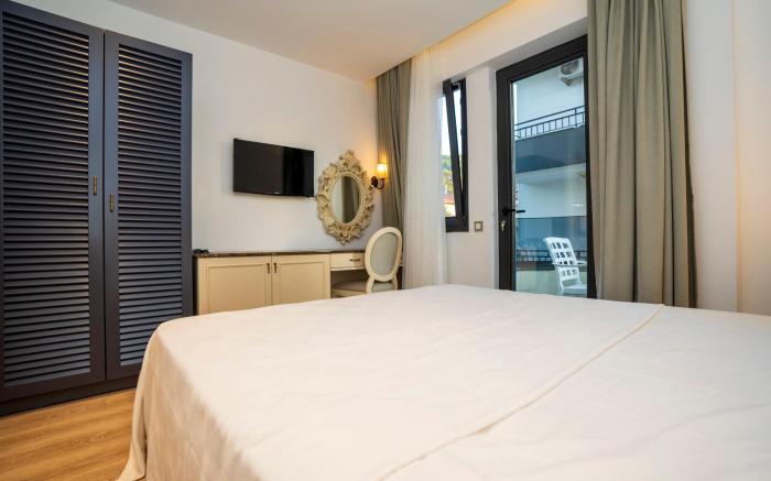 Channel Suites